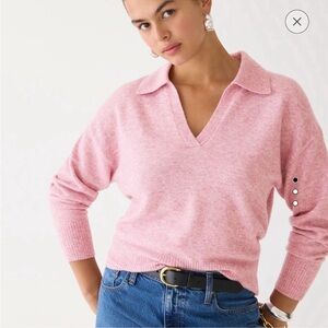 J. Crew Collar V-Neck Sweater in Super Soft Yarn Size SmallWool Blend‎